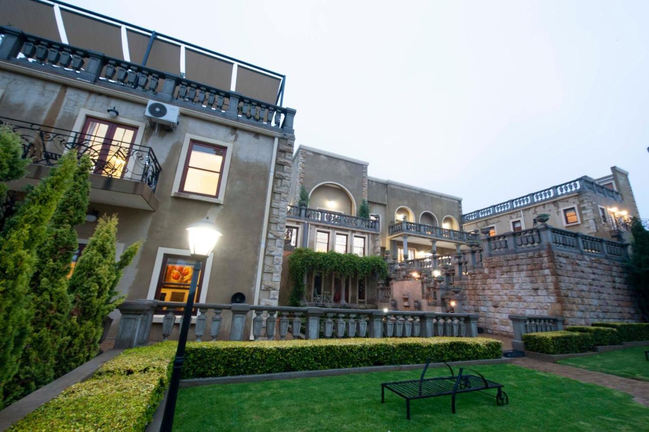 Hotel Il Castello Clarens Zewnętrze zdjęcie