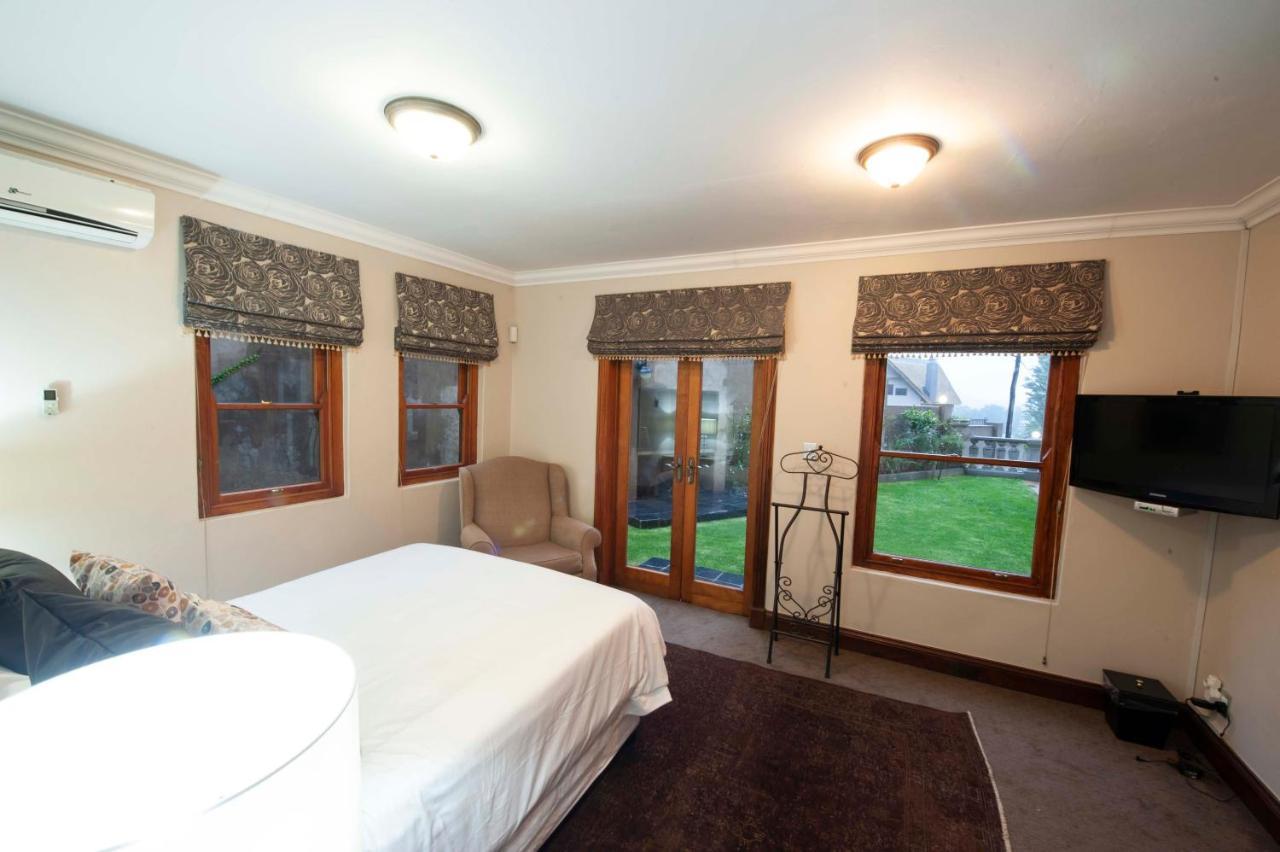 Hotel Il Castello Clarens Zewnętrze zdjęcie